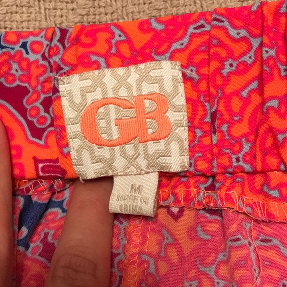 Fun Printed Short - Picture 2 of 3